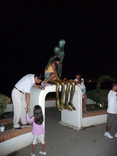 puerto vallarta scultpure la Nostaglia